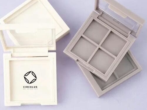Empty 4-Color Eyeshadow Palette with Mirror