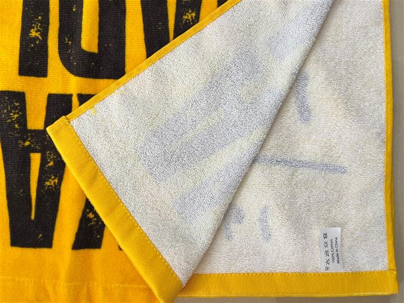 Details of the terry cotton towels.