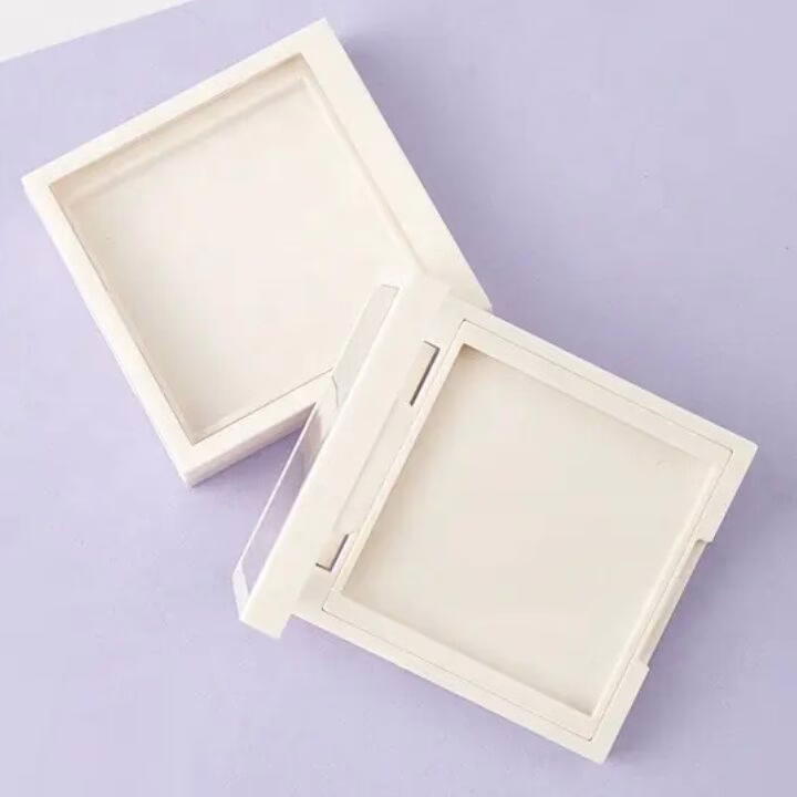 eyeshadow palette