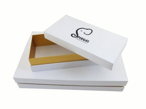 candy box with dividers
