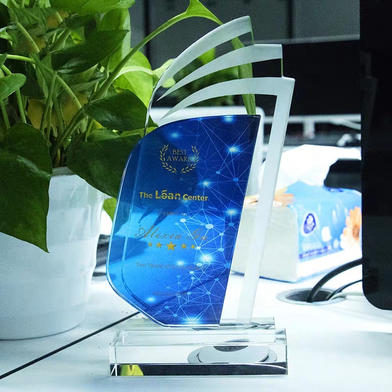 K9 Glass Trophy