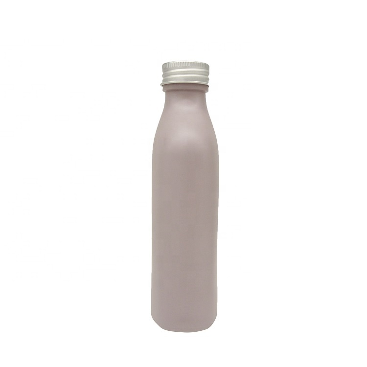 Flask-Shaped Bottle for Storing Cold Brew (1)