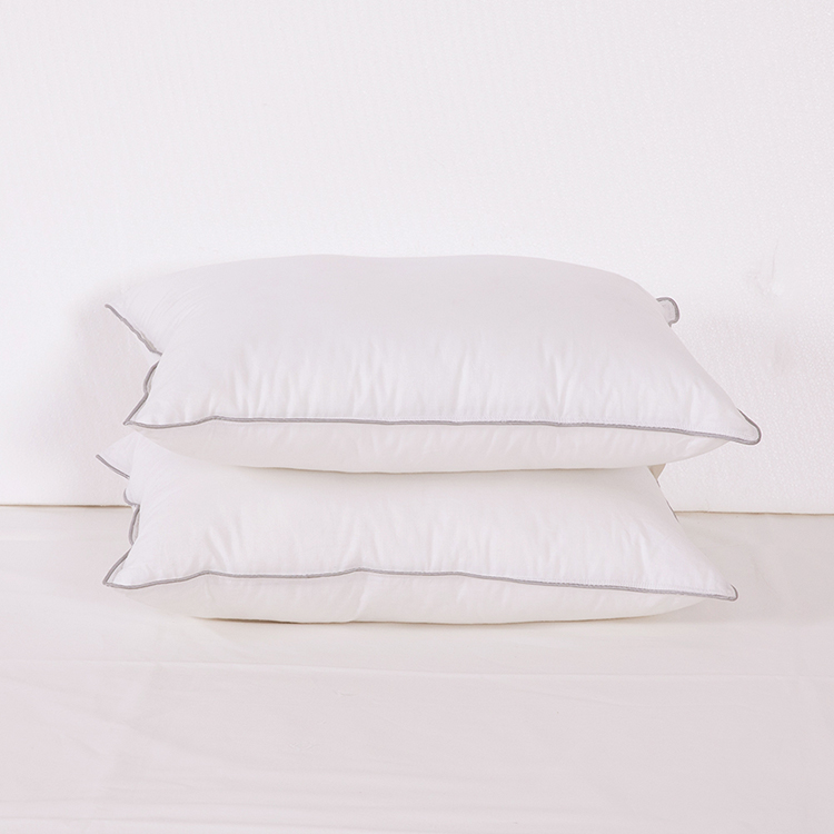 OEM Polyester White Pillow