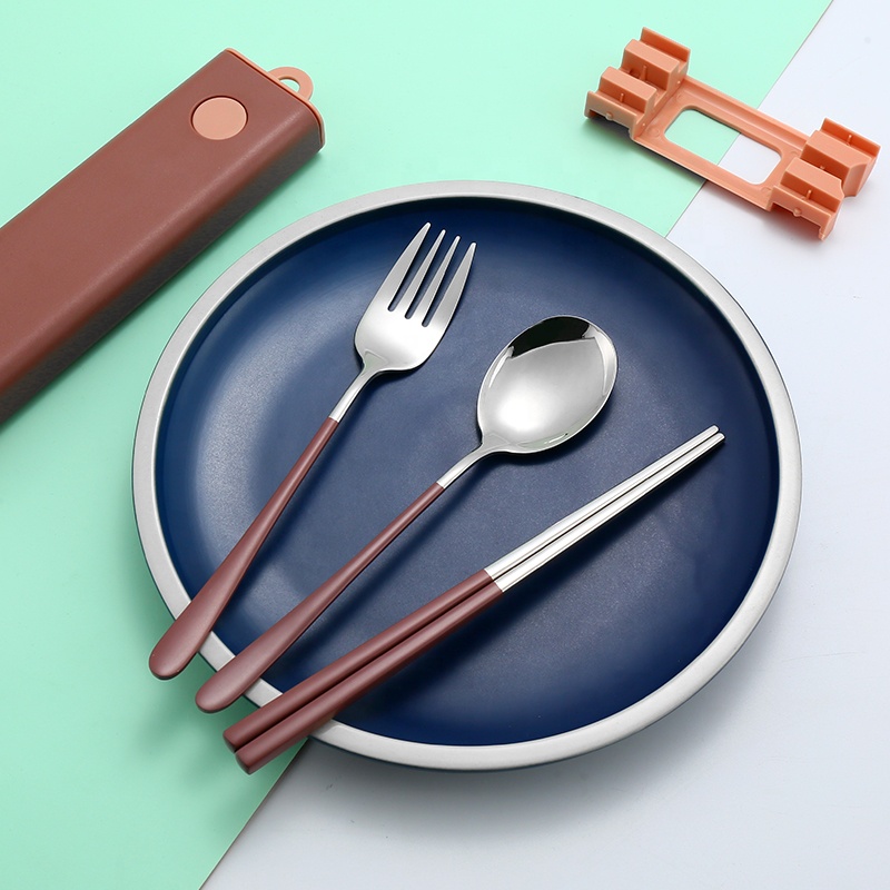 travel silverware set with case